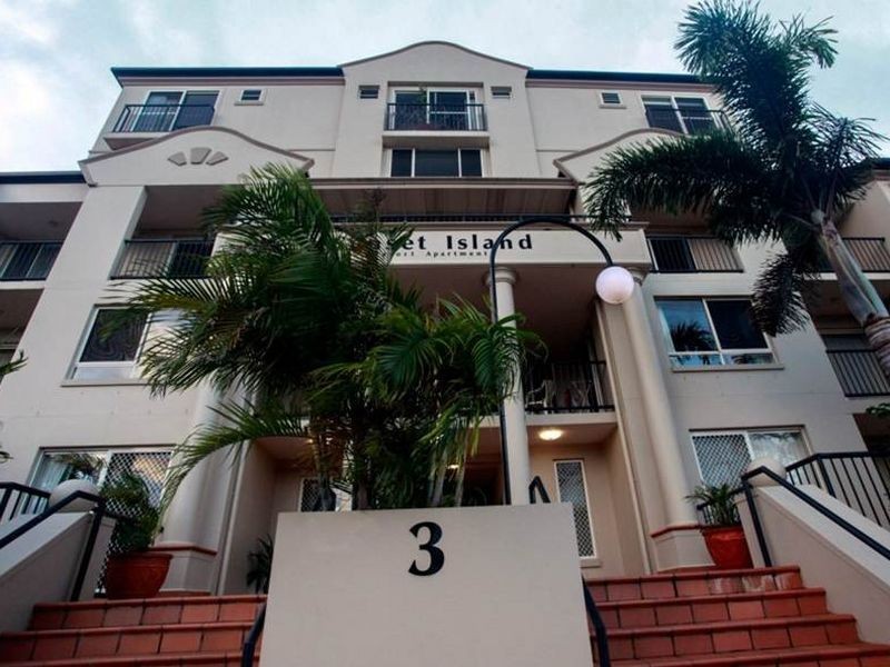 37/3 Sunset Blvd, Surfers Paradise QLD 4217
