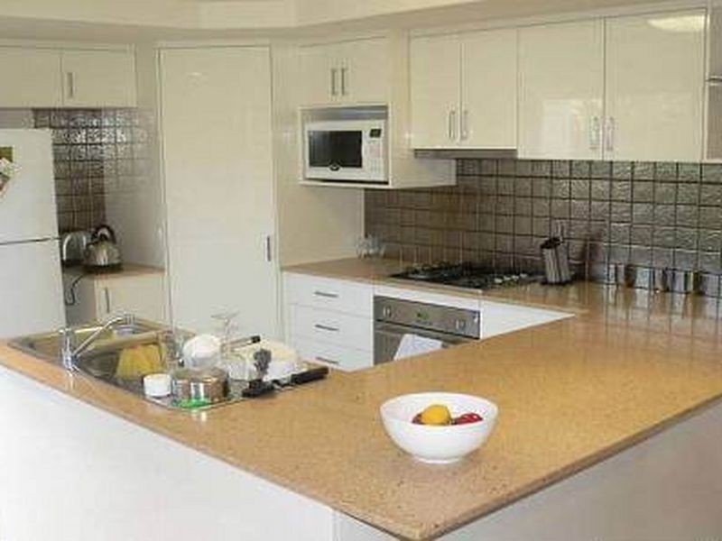 1/12 Ferny Fairway, Burleigh Heads QLD 4220