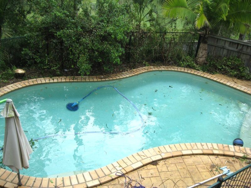 4 Tea Garden Pl, Robina QLD 4226