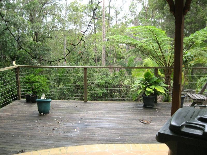 4 Tea Garden Pl, Robina QLD 4226