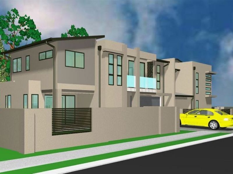 2/6 Sandown Avenue, Benowa QLD 4217