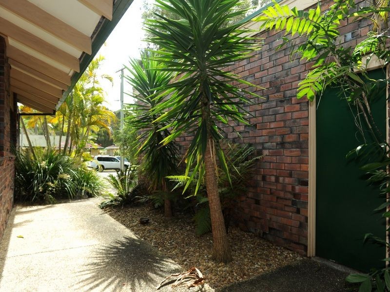 5 Barwon Street, Burleigh Waters QLD 4220