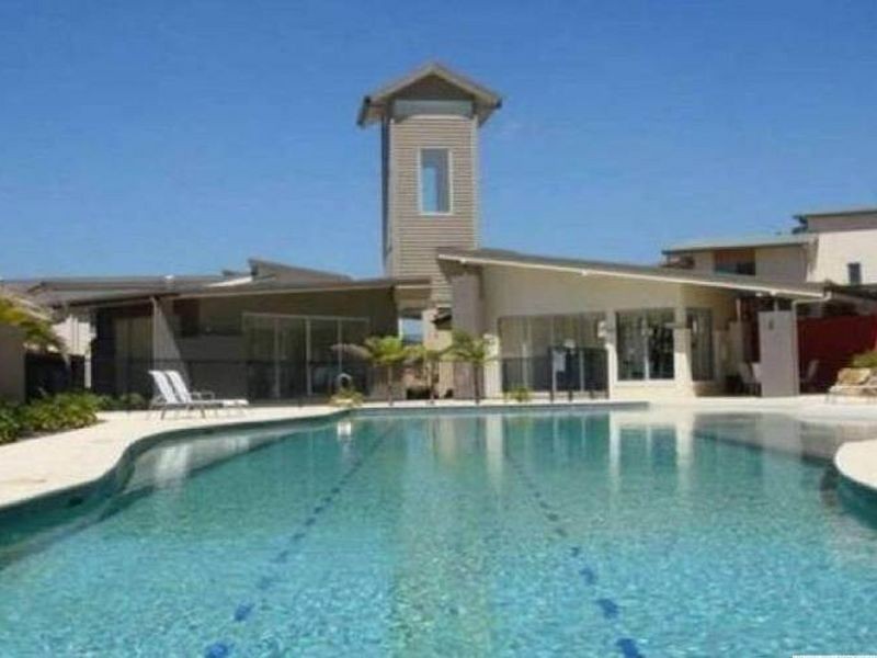 82/19 Carina Peak Drive, Varsity Lakes QLD 4227