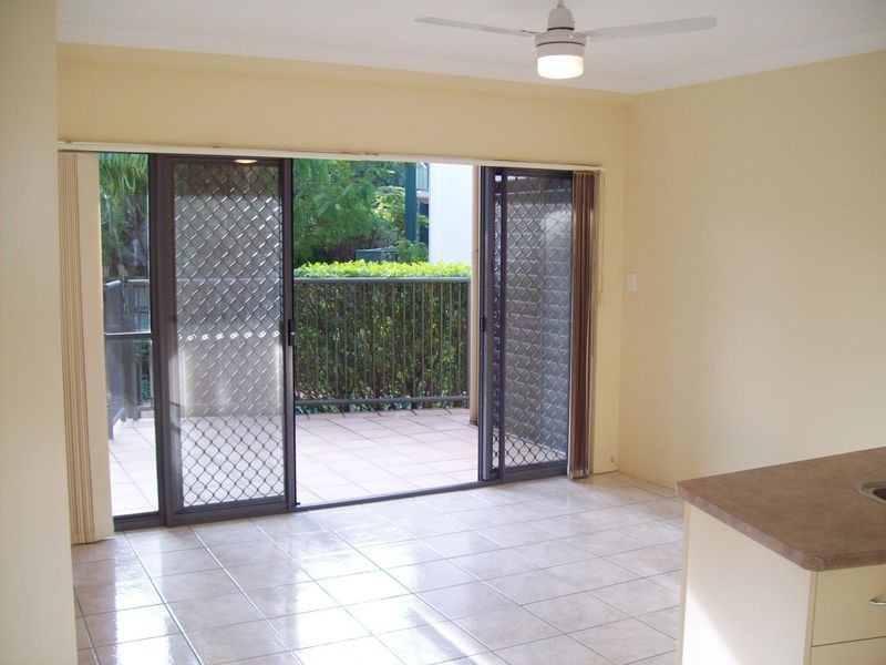 6/21 Markeri St, Mermaid Beach QLD 4218