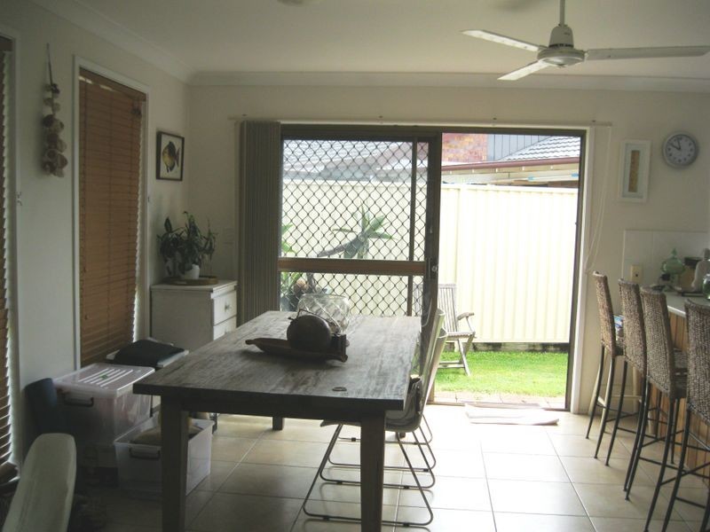 4 Frangipani St, Miami QLD 4220