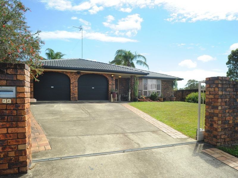 24 Minden Crescent, Helensvale QLD 4212
