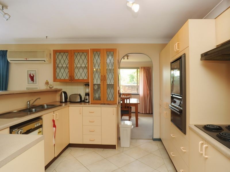 24 Minden Crescent, Helensvale QLD 4212