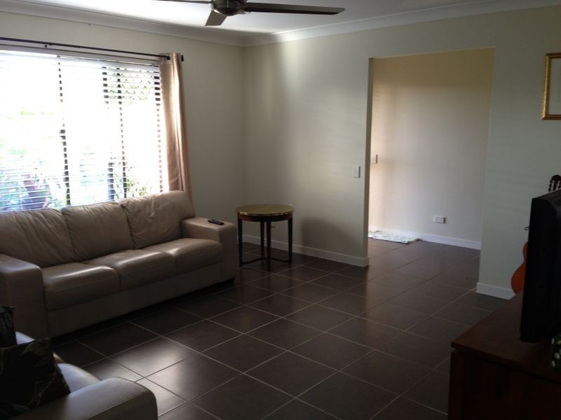 9 Oaklands Crt, Burleigh Waters QLD 4220