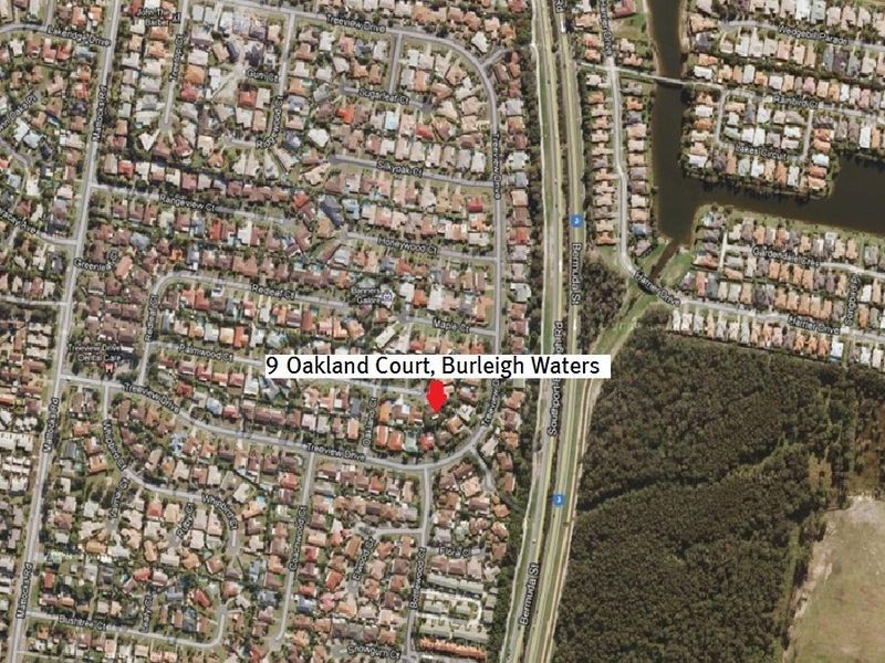 9A Oaklands Crt, Burleigh Waters QLD 4220