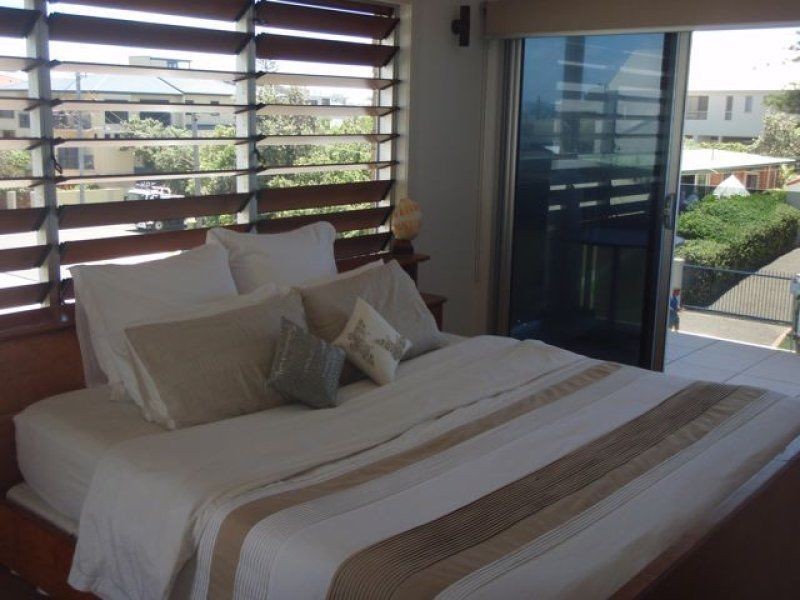 Upon Inspection, Mermaid Beach QLD 4218