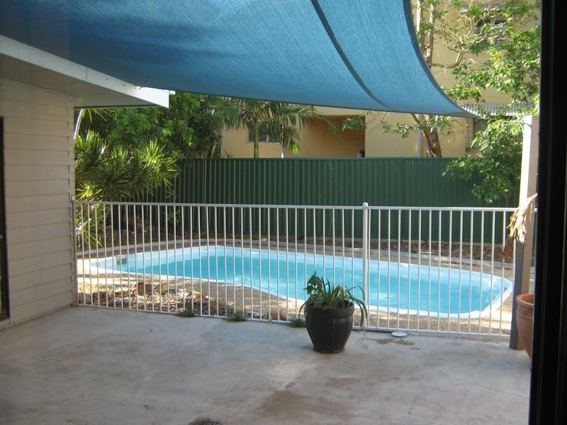 2/2318 Gold Coast Hwy, Mermaid Beach QLD 4218