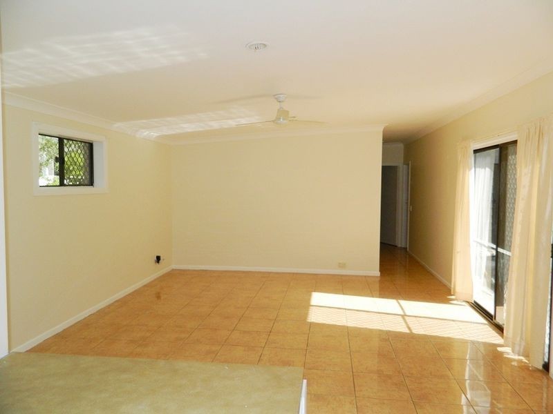 2/2318 Gold Coast Hwy, Mermaid Beach QLD 4218