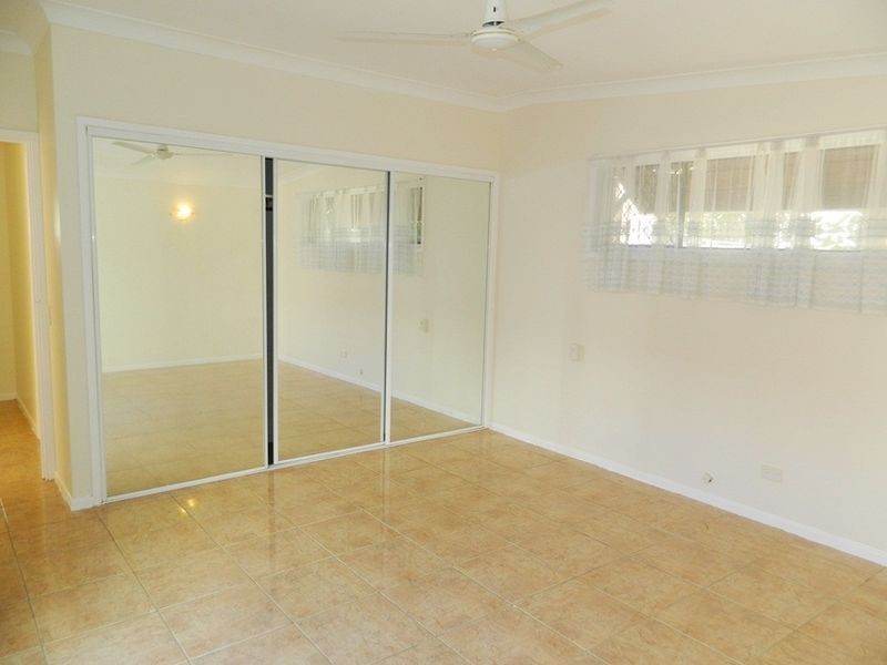 2/2318 Gold Coast Hwy, Mermaid Beach QLD 4218