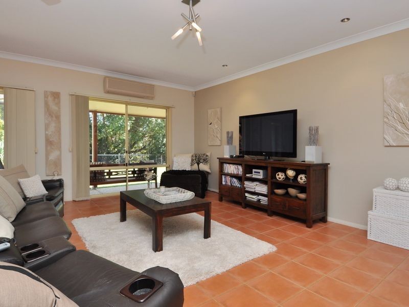 17 Dungogie Dr, Tallebudgera QLD 4228