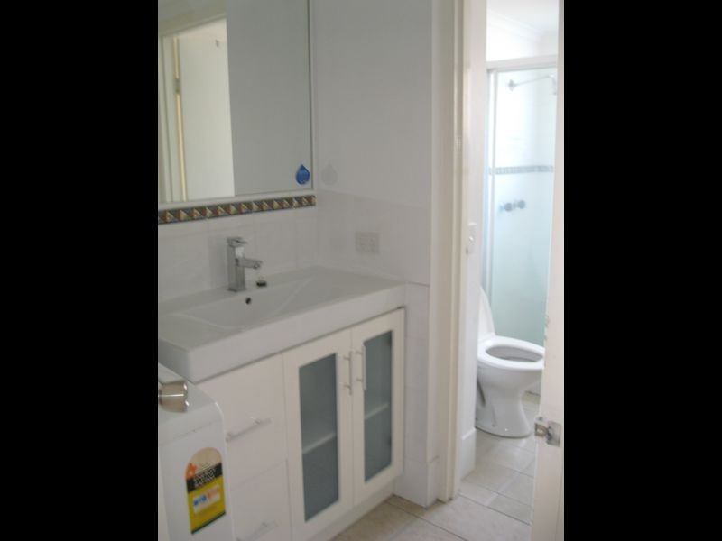 4/1899 Gold Coast Hwy, Burleigh Heads QLD 4220