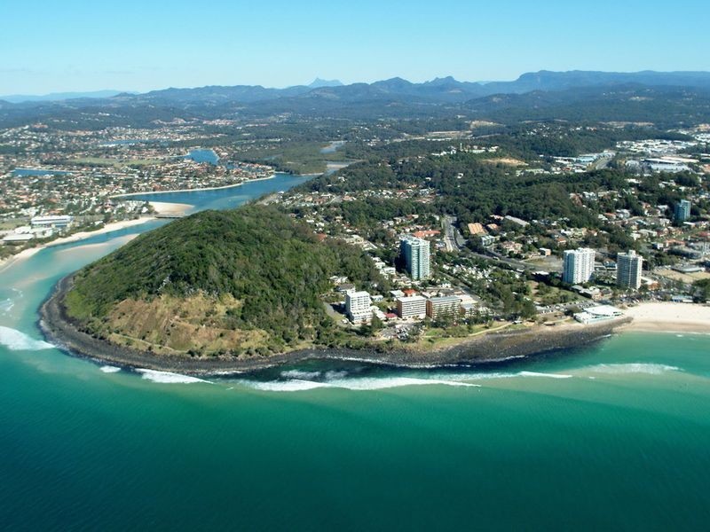 2/6 Deodar Drive, Burleigh Heads QLD 4220
