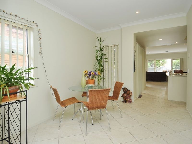 1/6 Deodar Drive, Burleigh Heads QLD 4220