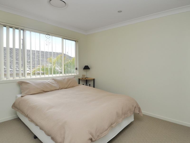 1/6 Deodar Drive, Burleigh Heads QLD 4220