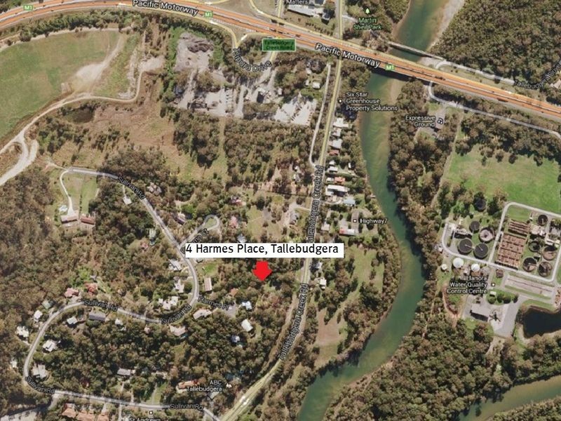 4 Harmes Pl, Tallebudgera QLD 4228