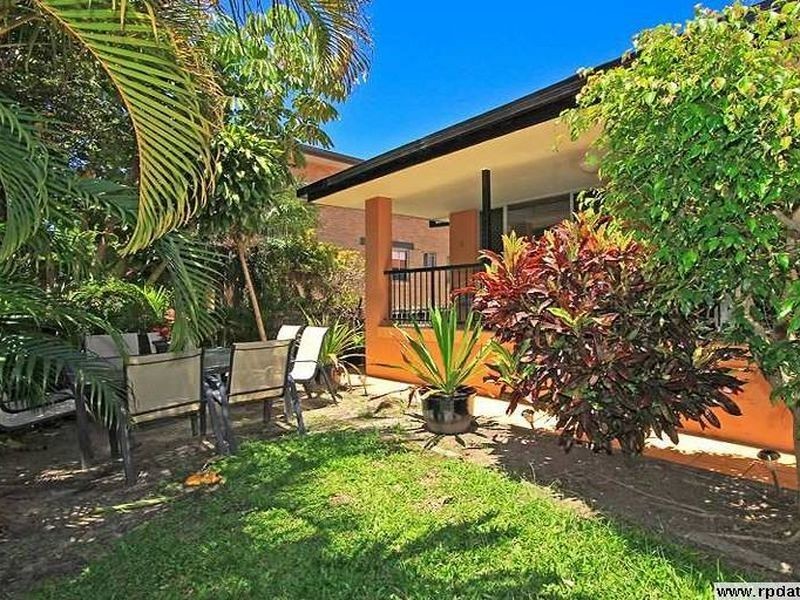 1/18 Burleigh St, Burleigh Heads QLD 4220