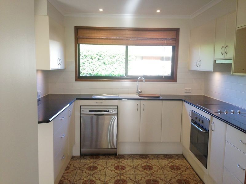 16 Frangipani St, Miami QLD 4220