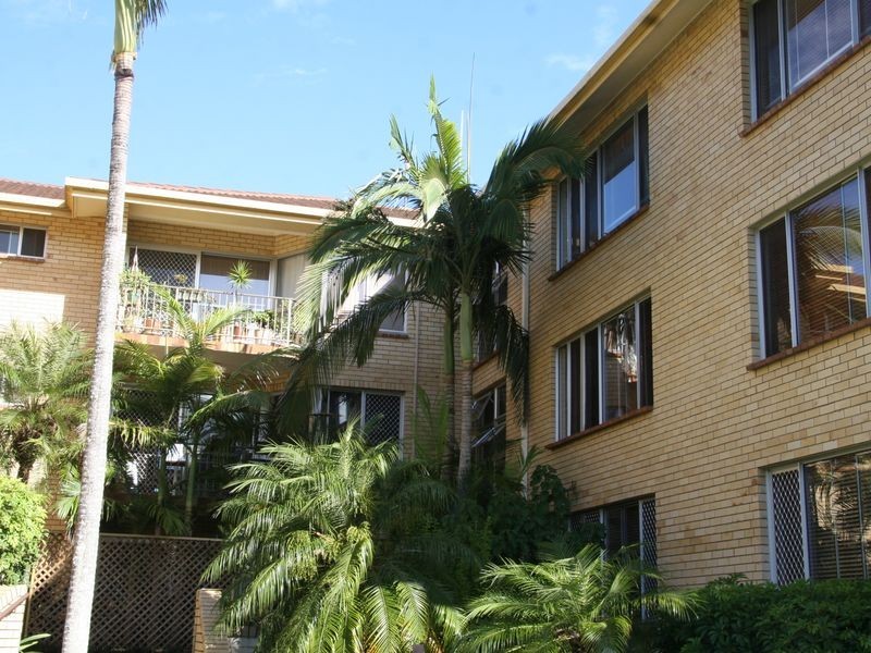 12/18 Ikkina Rd, Burleigh Heads QLD 4220