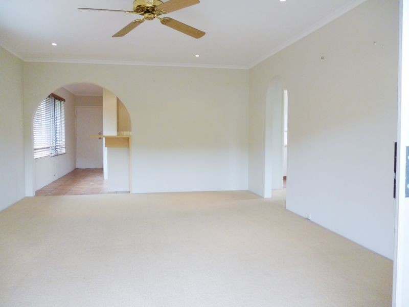 12/18 Ikkina Rd, Burleigh Heads QLD 4220