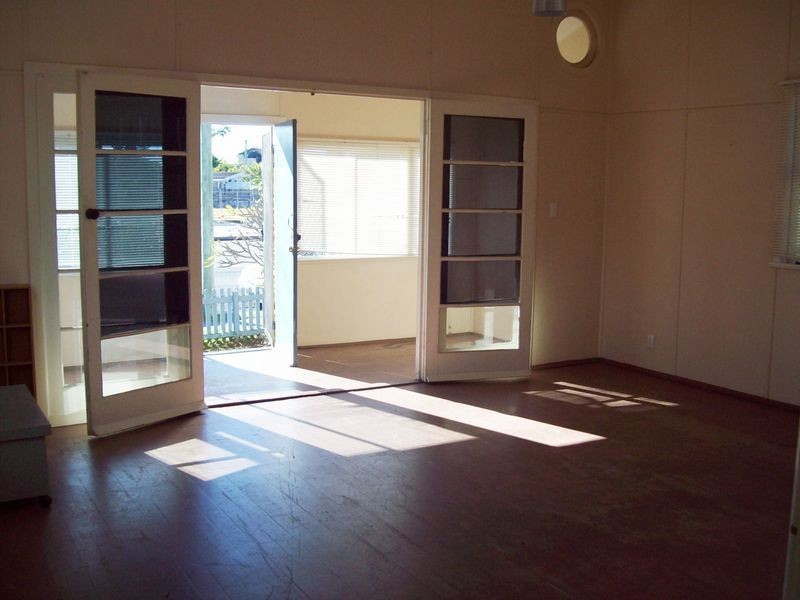 2110 Gold Coast Hwy, Miami QLD 4220