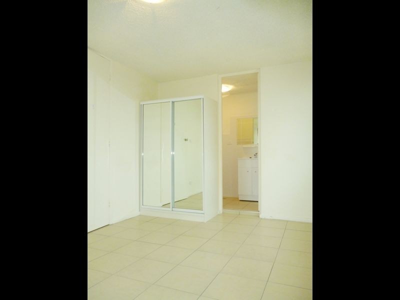 43/3049 Surfers Paradise, Surfers Paradise QLD 4217