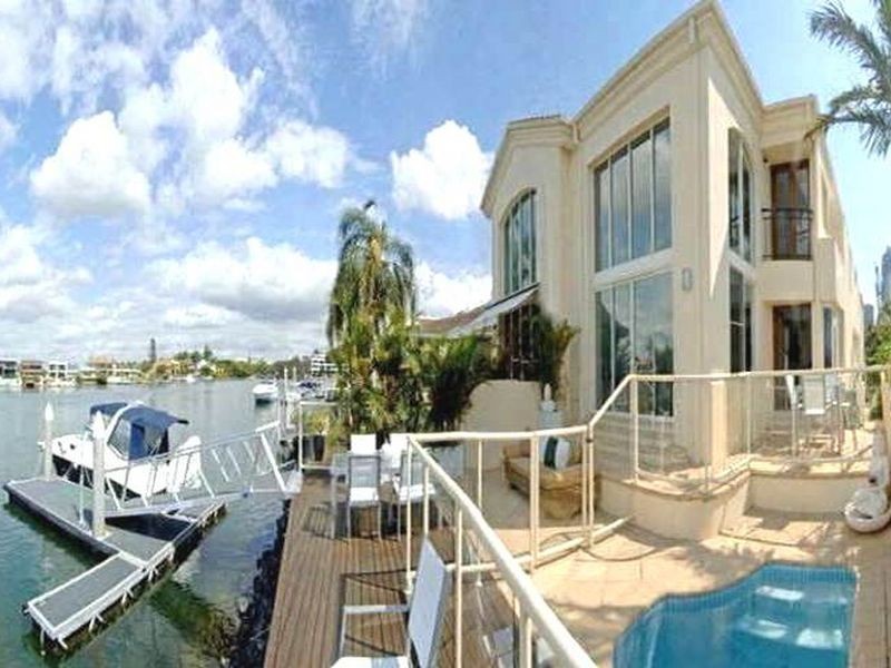 1/24 Sunset BLVD, Surfers Paradise QLD 4217