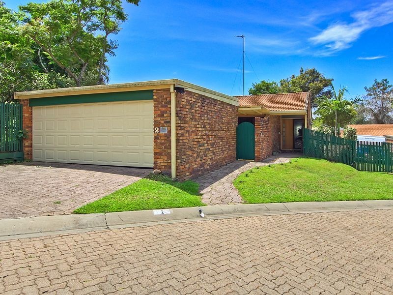 2/180 Ron Penhaligon Way, Robina QLD 4226