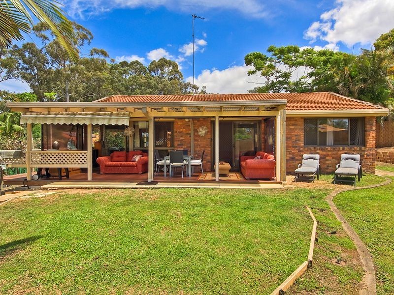 2/180 Ron Penhaligon Way, Robina QLD 4226