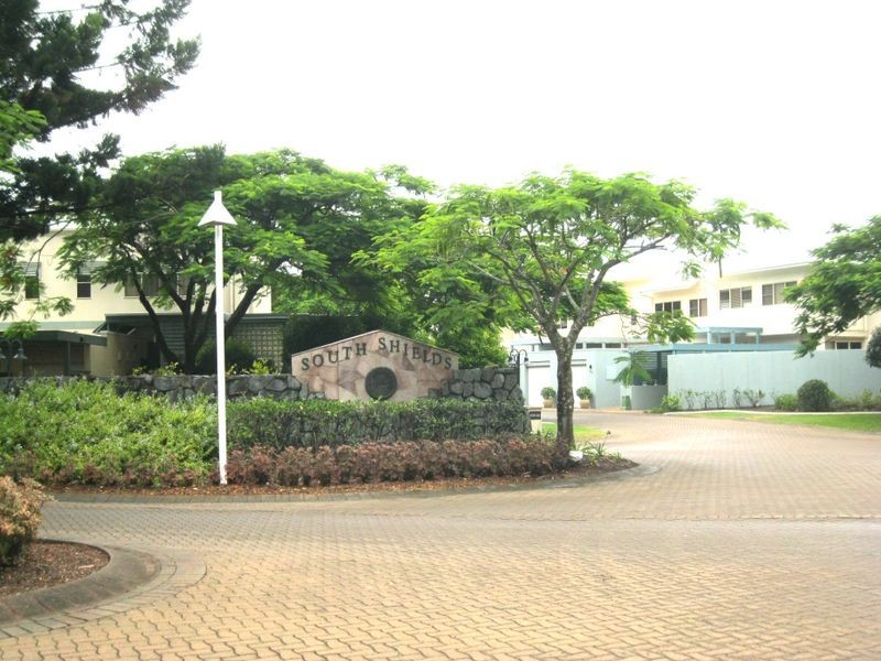 2123/23/380 Ashmore Rd, Benowa QLD 4217