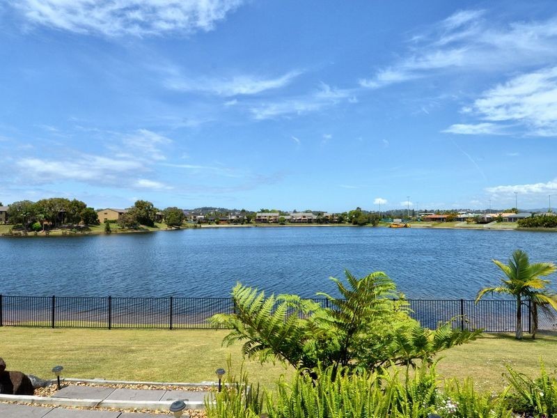 74 Honeyeater Drive, Burleigh Waters QLD 4220