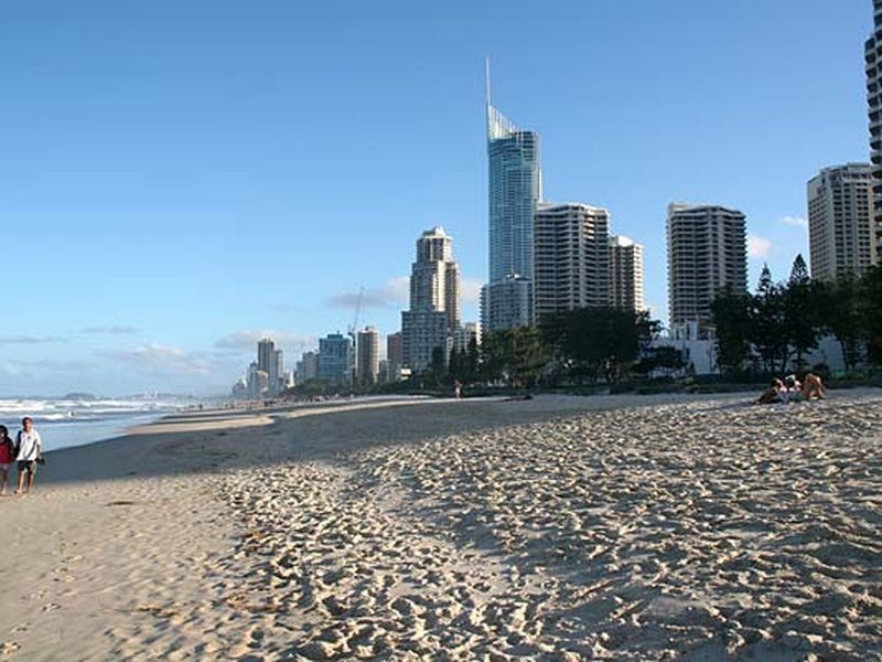 10/2619 Gold Coast Highway, Broadbeach QLD 4218