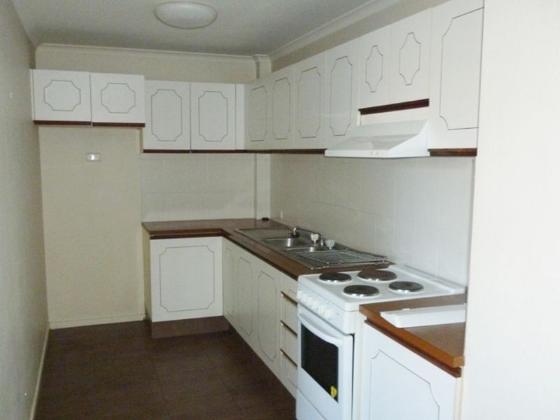10/2619 Gold Coast Highway, Broadbeach QLD 4218