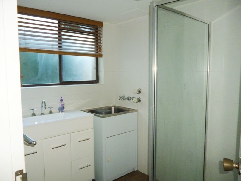 10/2619 Gold Coast Highway, Broadbeach QLD 4218