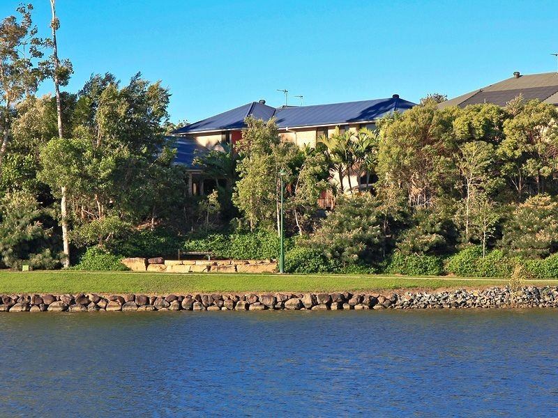 12 Acklin Court, Varsity Lakes QLD 4227