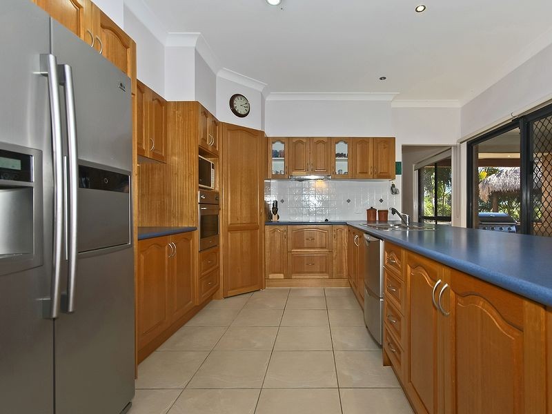 12 Acklin Court, Varsity Lakes QLD 4227