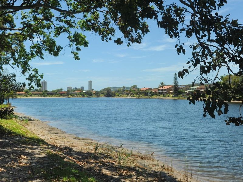 52 Honeyeater Drive, Burleigh Waters QLD 4220