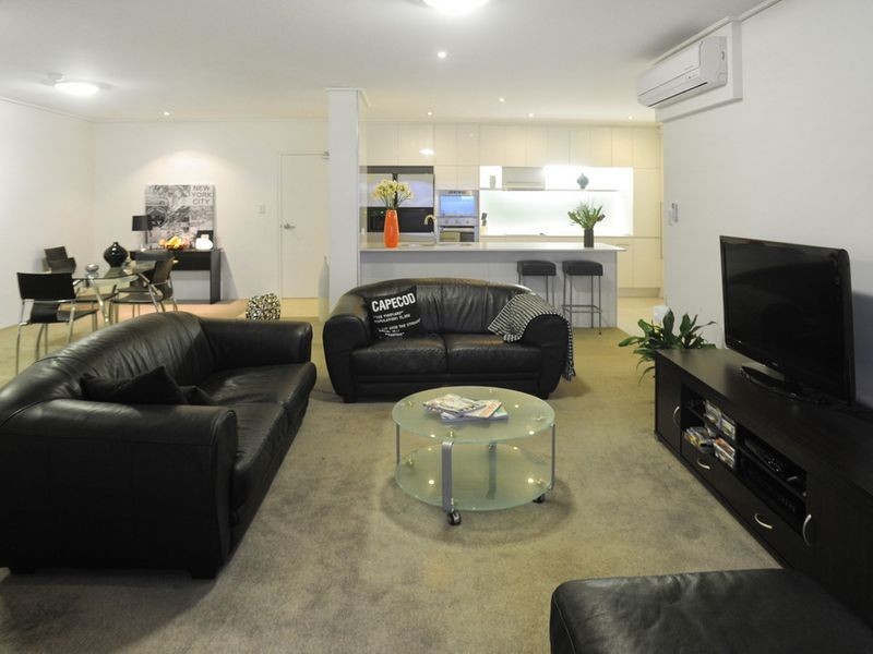 222/1 Toombul Avenue, Miami QLD 4220