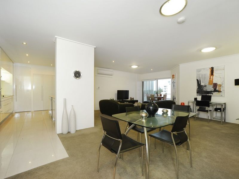 222/1 Toombul Avenue, Miami QLD 4220