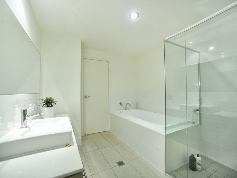 222/1 Toombul Avenue, Miami QLD 4220