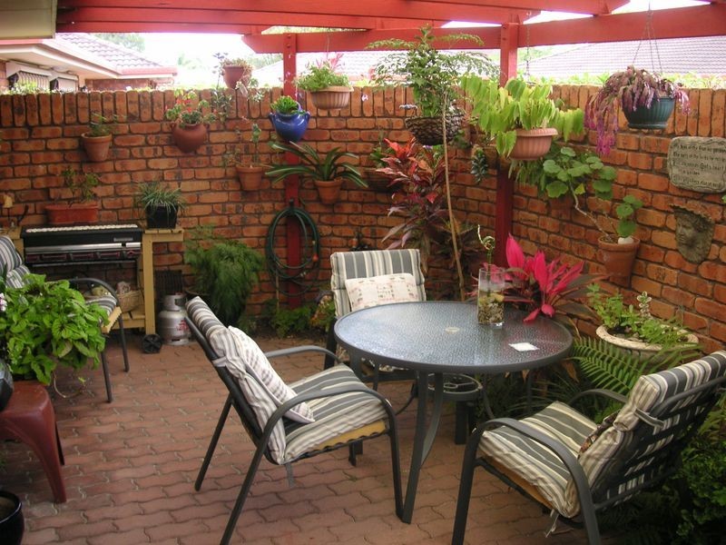 2/4 Redleaf Court, Burleigh Waters QLD 4220