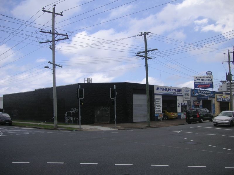 19 Christine Avenue, Miami QLD 4220