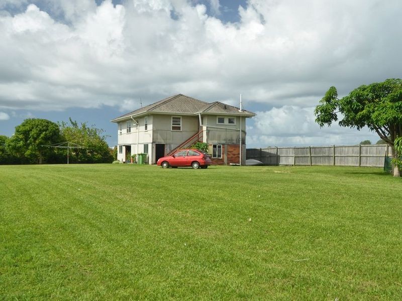 41 Sea Eagle Drive, Burleigh Waters QLD 4220