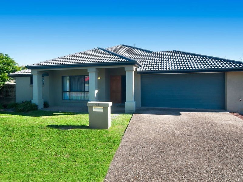 45 Gerona Circuit, Varsity Lakes QLD 4227