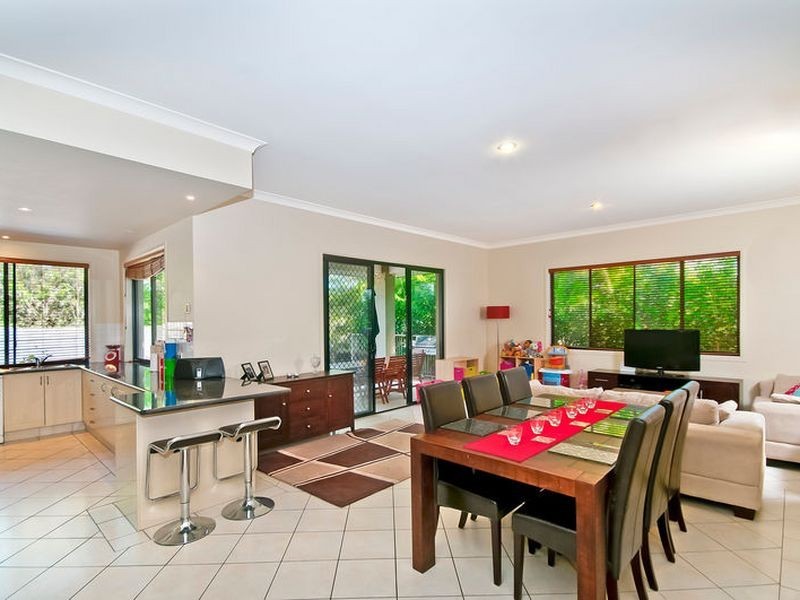 45 Gerona Circuit, Varsity Lakes QLD 4227