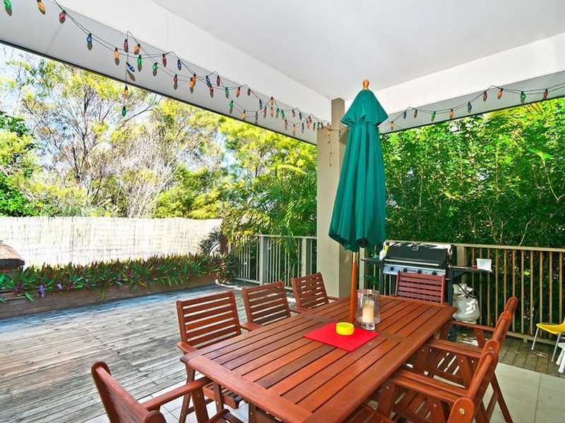 45 Gerona Circuit, Varsity Lakes QLD 4227