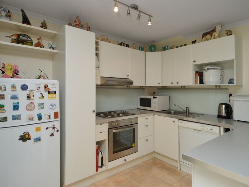 27/170 Bardon Avenue, Burleigh Waters QLD 4220